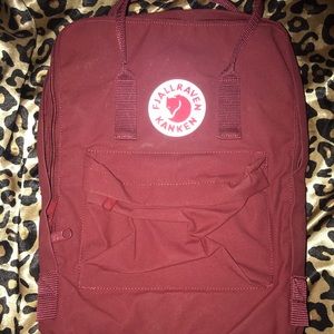 Fjallraven Kanken Backpack Maroon NWOT